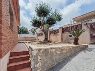 Chalet aislado en C/ Pirineu 33