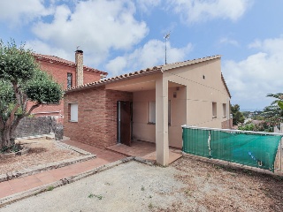 Chalet aislado en C/ Pirineu 34