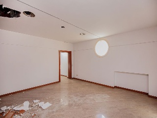 12085-0001 24