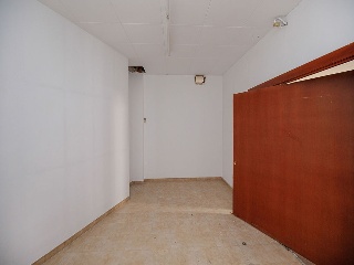 12085-0001 25