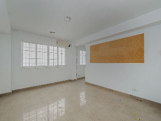 Piso en C/ Teodosio - Sevilla - 27