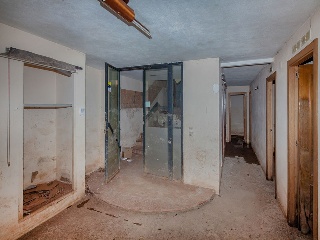 Local en C/ Xúquer 17