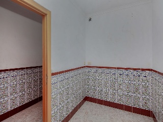 Local en C/ Xúquer 31