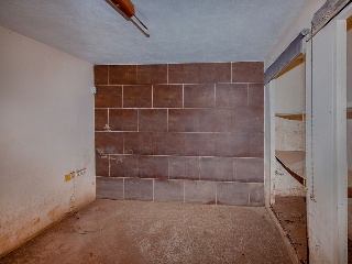 Local en C/ Xúquer 51