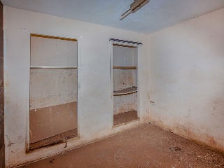 Local en C/ Xúquer 53