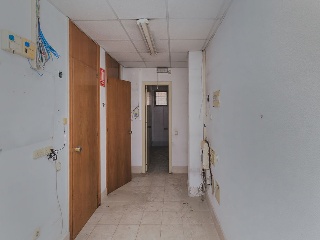 02045-0001 27