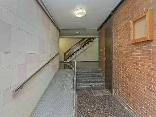 Piso en C/ Joan Maragall 24