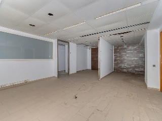 Local en C/ María Sauret - Lleida - 16