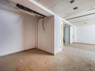 Local en C/ María Sauret - Lleida - 19