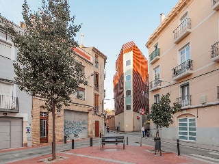 Locales en Reus (Tarragona) 16