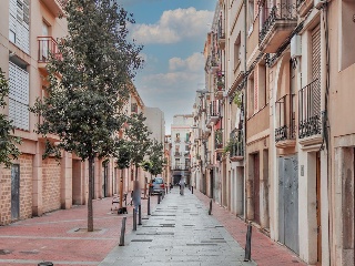 Locales en Reus (Tarragona) 17