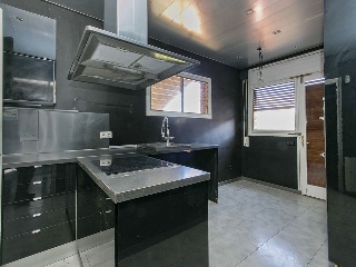 Chalet independiente en C/ Enric Morera - Cerdanyola del Vallès - 6