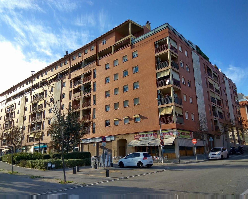 Local en C/ de La Joventud - Sant Boi de Llobregat - Barcelona