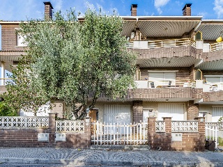 Piso en C/ Professor Josep Finestres 2