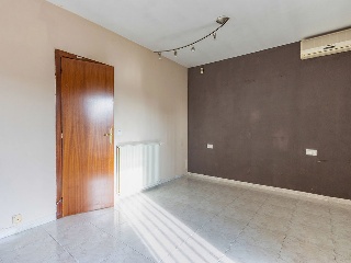 Piso en C/ Professor Josep Finestres 12