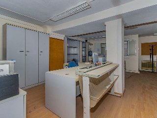 Oficina en C/ Vallcalent, Lleida 14