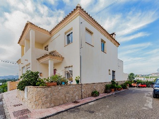 Chalet adosado en C/ Leonardo da Vinci 2