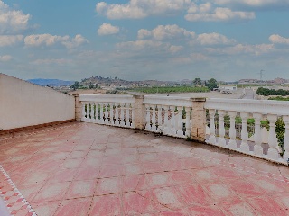 Chalet adosado en C/ Leonardo da Vinci 29