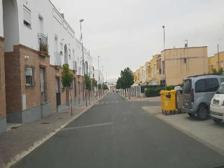 Piso con garaje y trastero en C/ Seguirillas, Gerena (Sevilla) 2