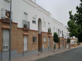 Piso con garaje y trastero en C/ Seguirillas, Gerena (Sevilla) 4