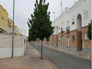 Piso con garaje y trastero en C/ Seguirillas, Gerena (Sevilla) 6