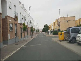 Piso con garaje y trastero en C/ Seguirillas, Gerena (Sevilla) 8