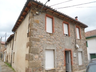 Unifamiliar en venta en Aguilar De Campoo de 1  m²