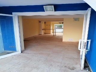 Local Av Simón de Bolivar, Ciutadella de Menorca (Islas Baleares) 3