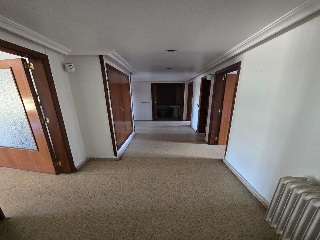 Piso con anejos en Ctra Valencia 6