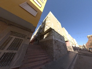 Piso en venta en Almería de 64  m²