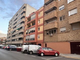 Piso en venta en Torrent de 62  m²