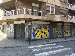 Local en C/ Enric Prat de la Riba - El Hospitalet de Llobregat - Barcelona       3