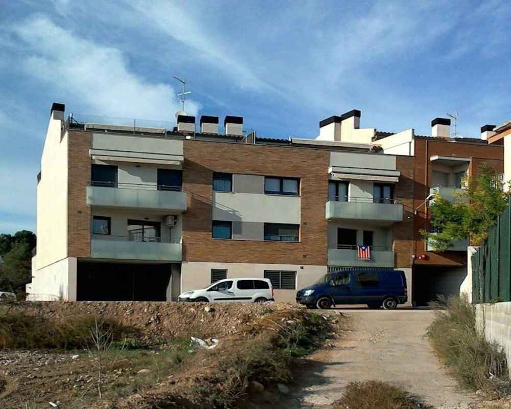 Garaje en C/ Sort - Navarcles - Barcelona