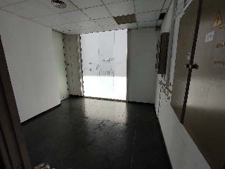 Local en C/ Juan Gil-Albert, Alcoy (Alicante) 4