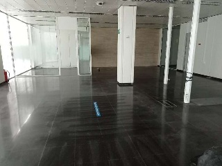 Local en C/ Hermanos Navarro Caracena 3