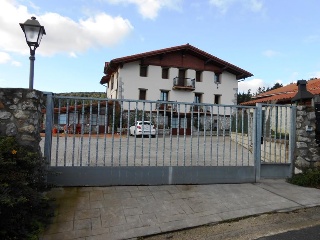 Piso en venta en Ibarrangelu de 88  m²