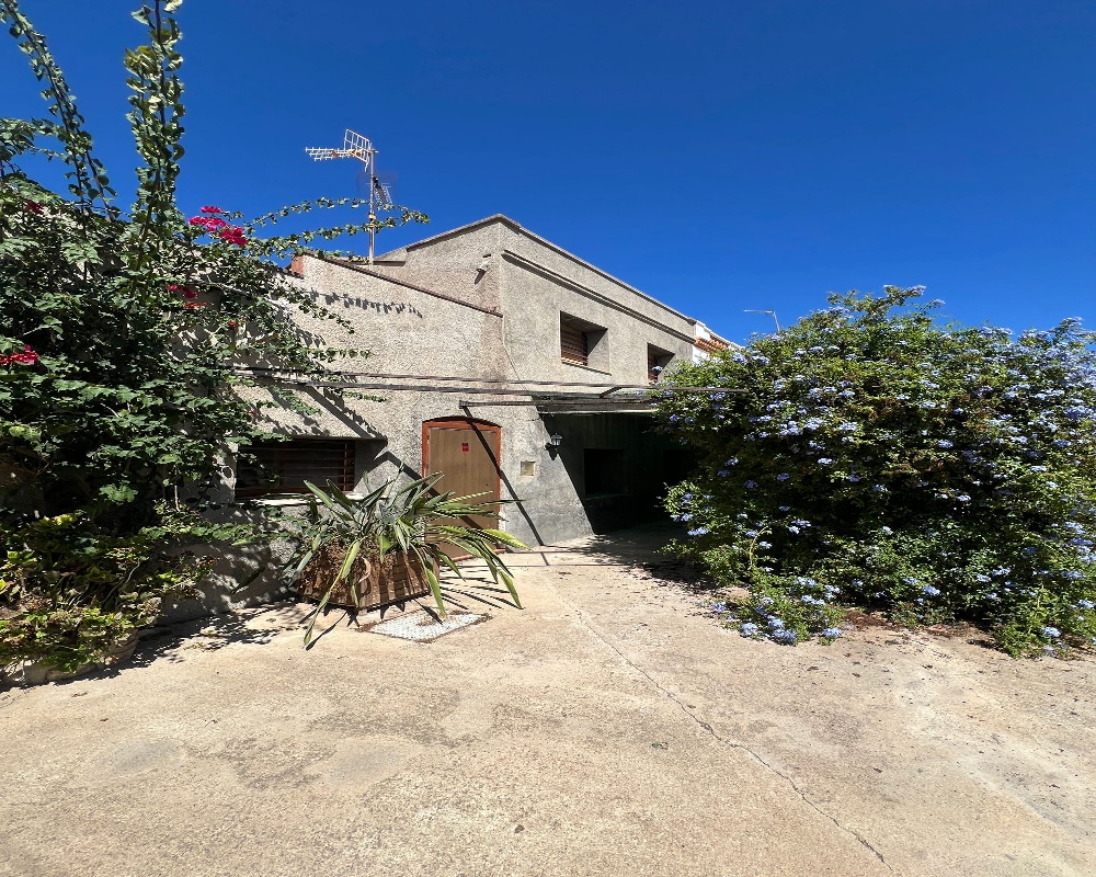 Casa adosada en C/ Havana