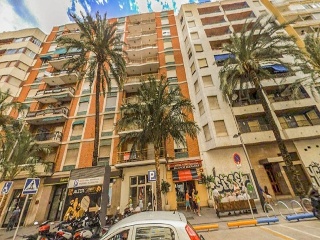 Piso en venta en Gandia de 185  m²