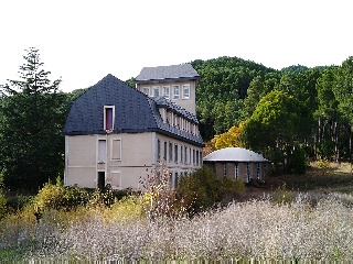 Edificio en construcción paralizada en  Mombeltrán 4