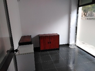 Local en C/ Santa Cecilia 7