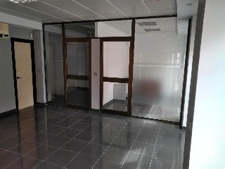 Local en C/ Santa Cecilia 8