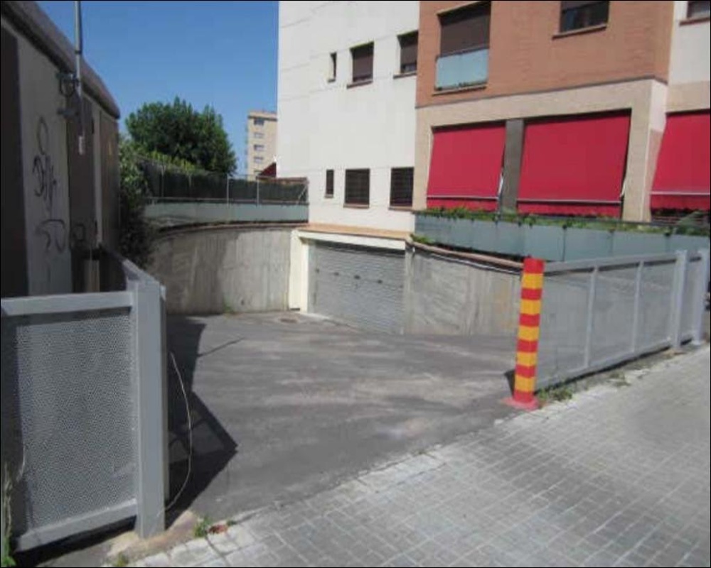 Garaje en C/ Estoril, Barberà del Vallès (Barcelona)