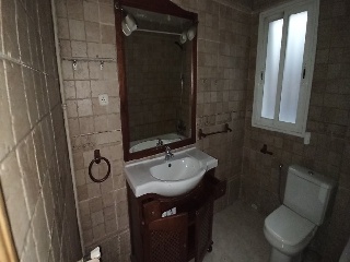 Piso y trastero en Av Universidad, Leganés (Madrid) 16