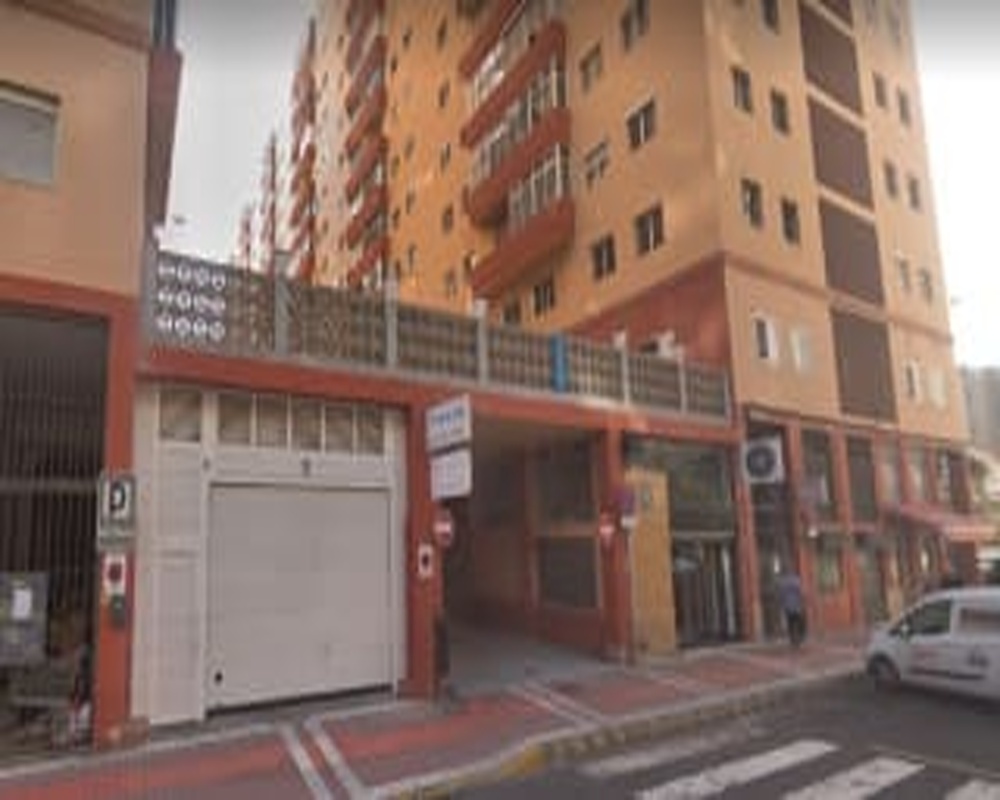 Conjunto de garajes en C/ Jesús Ferrer Jimeno - Las Palmas de Gran Canaria -
