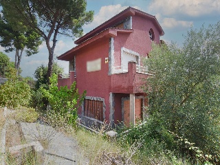 Chalet en Sant Llorenç Savall 96