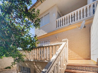 Chalet adosado en C/ Médico Federico Martínez - Elda - Alicante 32