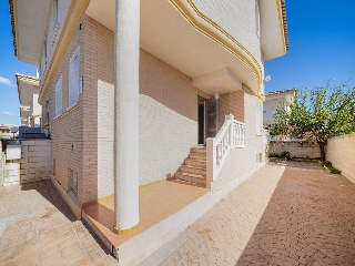 Chalet adosado en C/ Médico Federico Martínez - Elda - Alicante 35