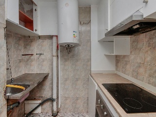 Piso en C/ Amadeu Vives - el Hospitalet de Llobregat - 6