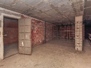 08340-0001 33