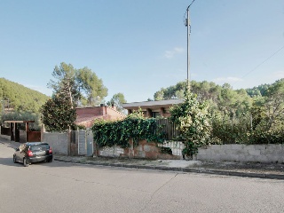 Chalet independiente en C/ Dels Alps - Corberá de Llobregat - 39